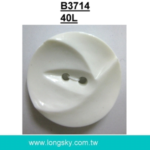 (#B3714/40L) 25mm 2孔流線造型仕女毛衣套裝用塑膠鈕釦